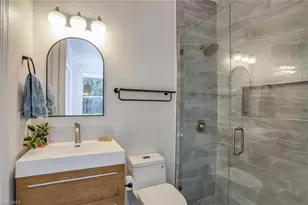 2862 Lone Pine Ln, Naples, FL 34119 - Photo 16