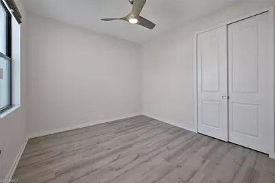 13010 Pembroke Dr, Naples, FL 34105 - Photo 14