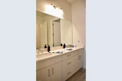 9175 Cayman Dr, Naples, FL 34114 - Photo 8