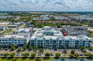 201 8th St S, Naples, FL 34102 - Photo 2