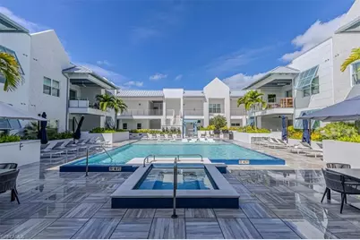 201 8th St S #104, Naples, FL 34102 - Photo 4