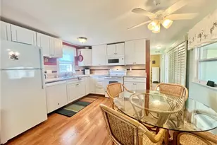 273 Cape Sable Dr, Naples, FL 34104 - Photo 6