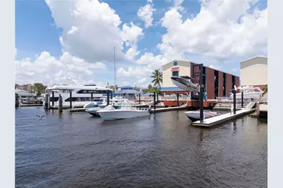 750 River Point   B3-07 Dr, Naples, FL 34102 - Photo 2