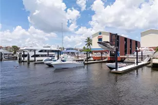 750 River Point B3-07 Dr, Naples, FL 34102 - Photo 2