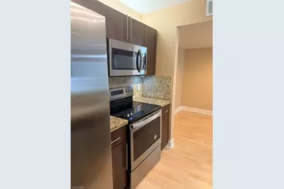 190 Santa Clara Dr #5, Naples, FL 34104 - Photo 4