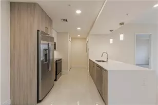 26610 Rosewood Pointe Dr, Bonita Springs, FL 34135 - Photo 6