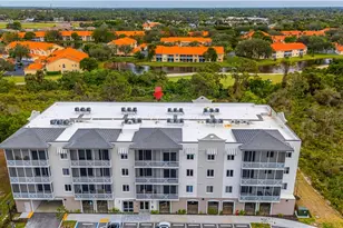 26610 Rosewood Pointe Dr, Bonita Springs, FL 34135 - Photo 2