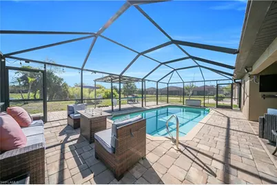 175 Shadowview Ct, Lehigh Acres, FL 33974 - Photo 8