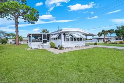 27520 Bourbonniere Dr, Bonita Springs, FL 34135 - Photo 2