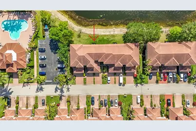 9808 Roundstone Cir, Fort Myers, FL 33967 - Photo 4