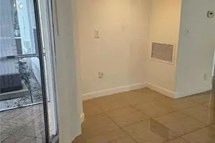 108 Santa Clara Dr, Naples, FL 34104 - Photo 6