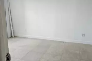 108 Santa Clara Dr, Naples, FL 34104 - Photo 10