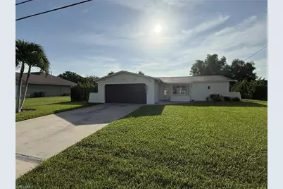 525 SE 11th Ct, Cape Coral, FL 33990 - Photo 1