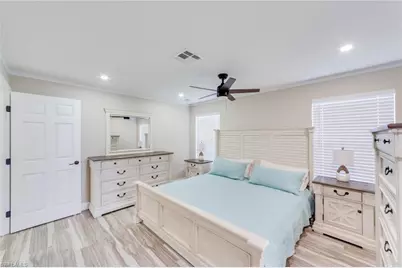 525 SE 11th Ct, Cape Coral, FL 33990 - Photo 12