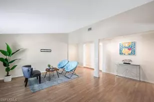 778 Broad Ct S, Naples, FL 34102 - Photo 4