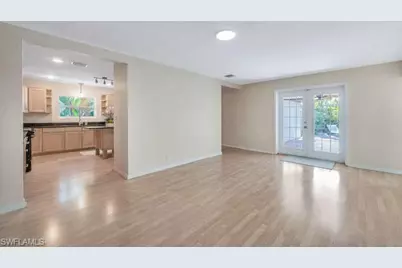 778 Broad Ct S, Naples, FL 34102 - Photo 10