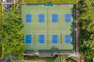 290 Emerald Bay Cir, Naples, FL 34110 - Photo 20