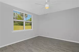 14559 Edgewater Cir, Naples, FL 34114 - Photo 12