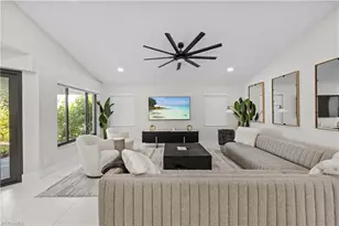 841 91st Ave N, Naples, FL 34108 - Photo 4