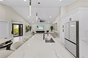 841 91st Ave N, Naples, FL 34108 - Photo 10