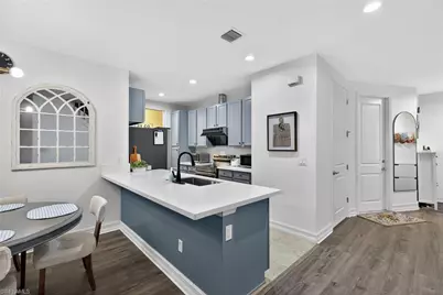 7845 Bristol Cir, Naples, FL 34120 - Photo 6