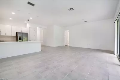 12448 Violet Ln, Naples, FL 34120 - Photo 6