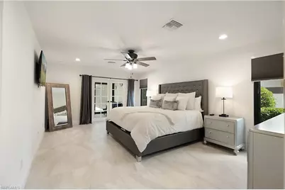 2307 Queens Way, Naples, FL 34112 - Photo 12