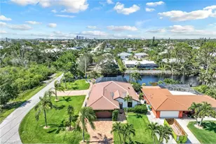 999 E Valley Dr, Bonita Springs, FL 34134 - Photo 44