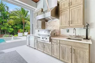 3003 Crayton Rd, Naples, FL 34103 - Photo 40