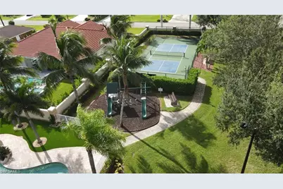 24941 Divot Dr, Bonita Springs, FL 34135 - Photo 28