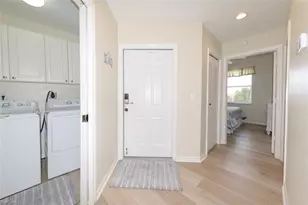 8106 Queen Palm Ln, Fort Myers, FL 33966 - Photo 12