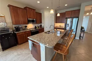 3156 Amadora Cir, Cape Coral, FL 33909 - Photo 10