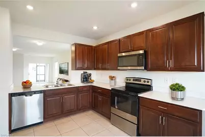 211 NE 20th St, Cape Coral, FL 33909 - Photo 4