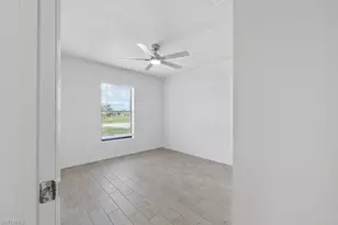 3429 SW 8th Pl, Cape Coral, FL 33914 - Photo 4