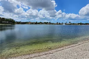 668 Mardel Ct, Naples, FL 34104 - Photo 8