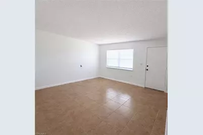 3325 Airport Rd N #T4, Naples, FL 34105 - Photo 2