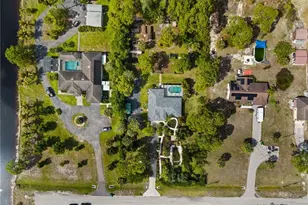 2345 31st Ave NE, Naples, FL 34120 - Photo 8