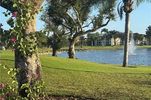 1203 Foxfire Ln, Naples, FL 34104 - Photo 4