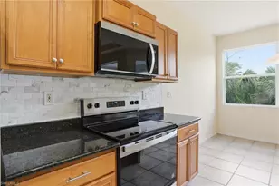 12854 Carrington Cir, Naples, FL 34105 - Photo 14