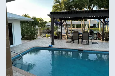 980 Bal Isle Dr, Fort Myers, FL 33919 - Photo 4