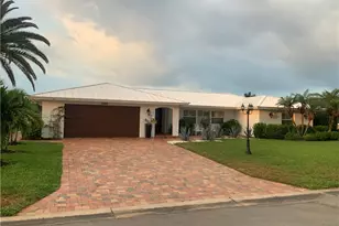 980 Bal Isle Dr, Fort Myers, FL 33919 - Photo 10