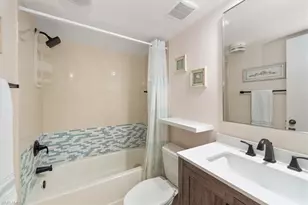 811 W Elkcam Cir, Marco Island, FL 34145 - Photo 24
