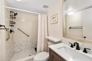 811 W Elkcam Cir, Marco Island, FL 34145 - Photo 18