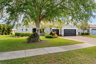 2099 Grove Dr, Naples, FL 34120 - Photo 1