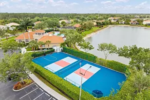 2099 Grove Dr, Naples, FL 34120 - Photo 40