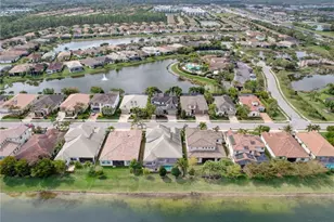 9449 Greenleigh Ct, Naples, FL 34120 - Photo 40