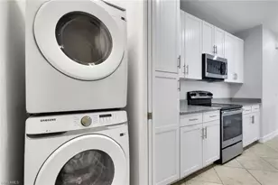 7738 Bristol Cir, Naples, FL 34120 - Photo 24