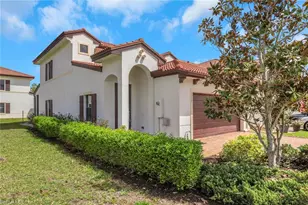 7738 Bristol Cir, Naples, FL 34120 - Photo 2