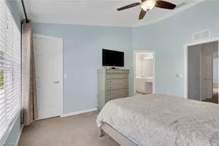 1289 Oxford Ln, Naples, FL 34105 - Photo 18