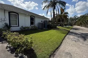 3220 29th Ave NE, Naples, FL 34120 - Photo 6